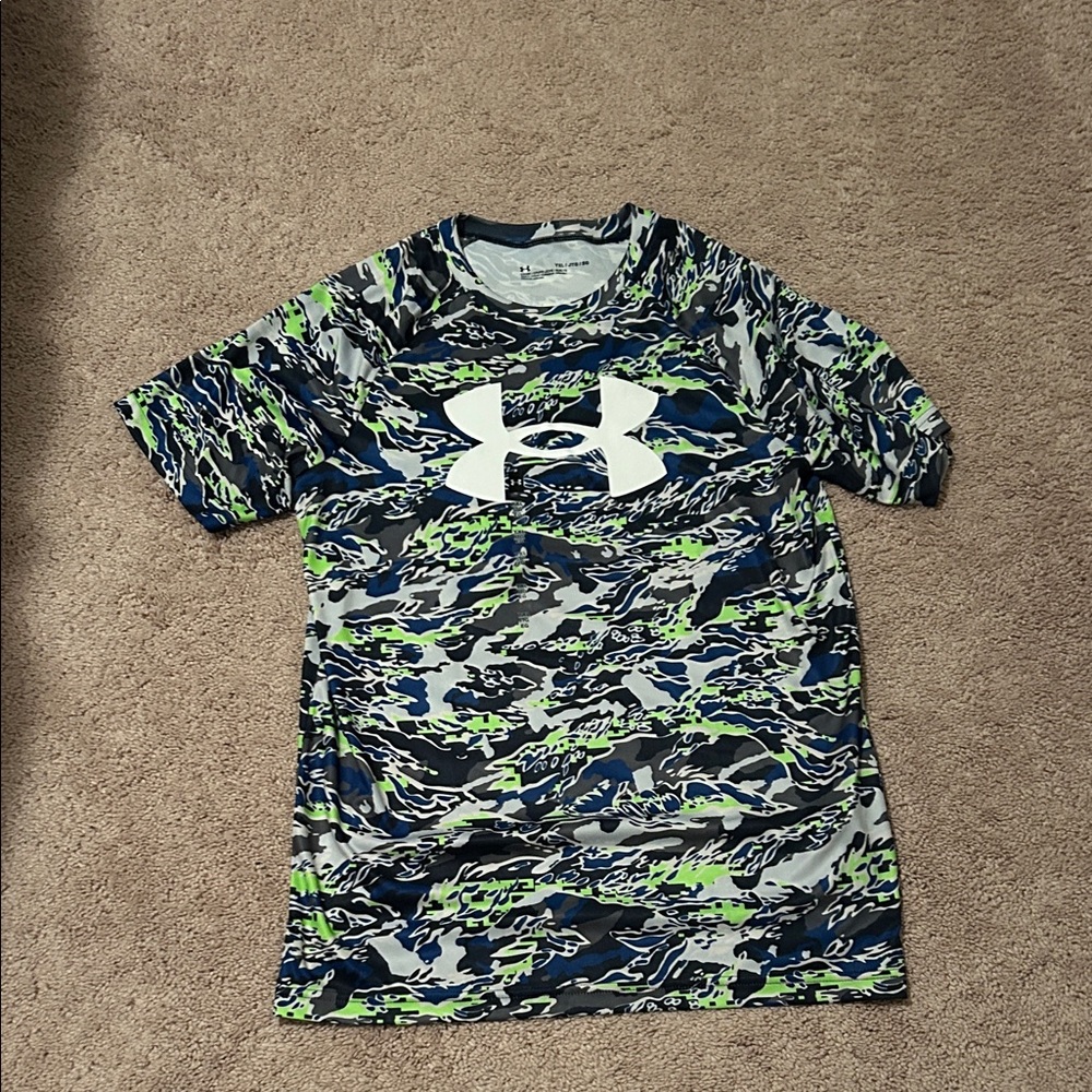 NWOT Under Armour Blue and Green Camo Tee